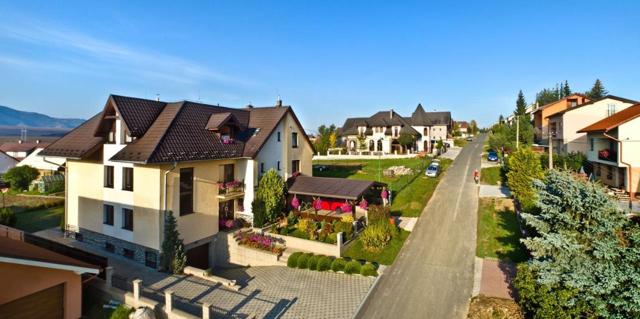 Privat Luptak Hotel Strba Exterior photo